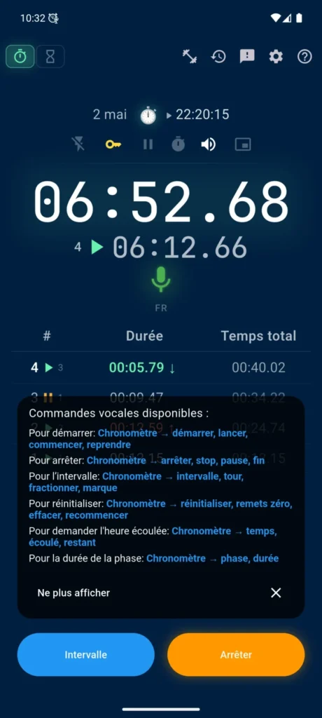 Chronomètre et minuteur à commande vocale dans VCStopwatch : écran avec commandes vocales, contrôle du microphone et panneau de réglages rapides